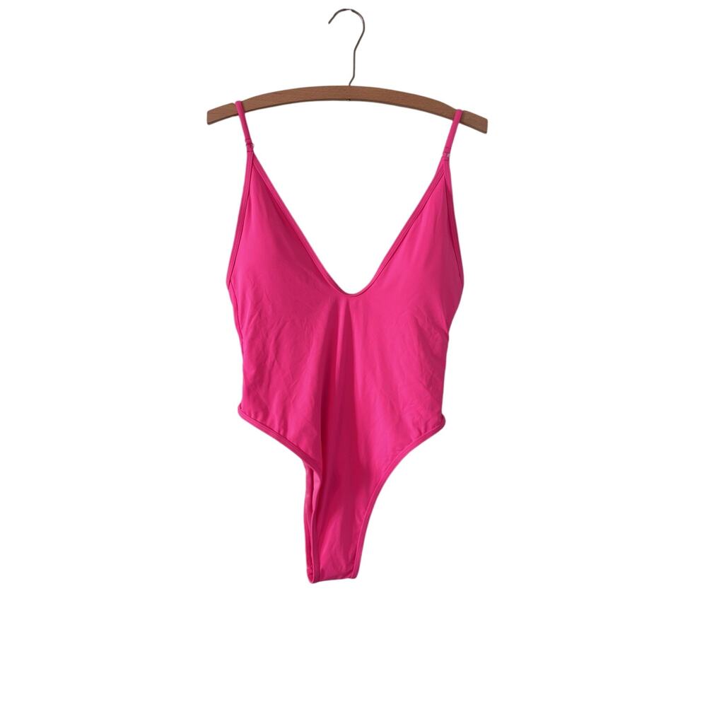 Women's Large Hot Pink One Piece Cheeky Plunging Swimsuit Adjustable Straps